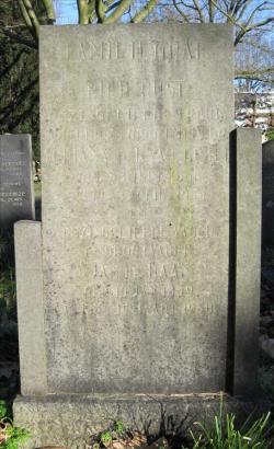 Grafmonument A.gg.13