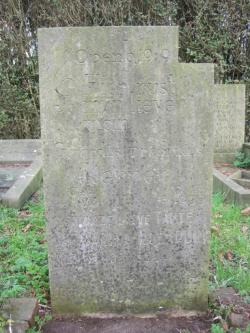Grafmonument B.b.15