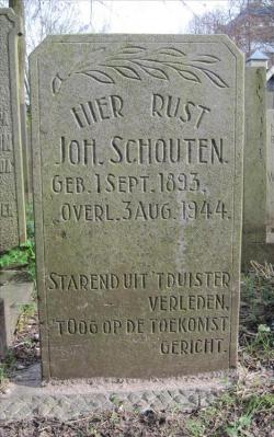 Grafmonument D.o.13b