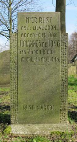 Grafmonument D.r.18
