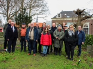 vrijwilligers.groepsfoto.klein.jpg